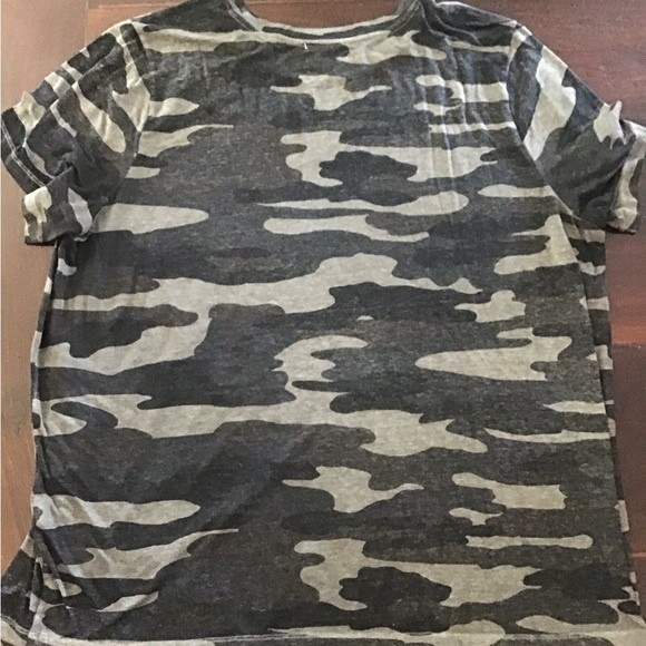 Janis Joplin Camo Burn Out Tee 2XL - Picture 3 of 6